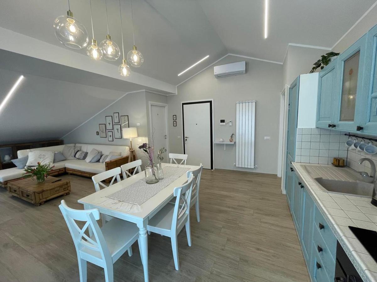 Otium Rooms / Camere E Appartamenti Morrovalle Exterior foto
