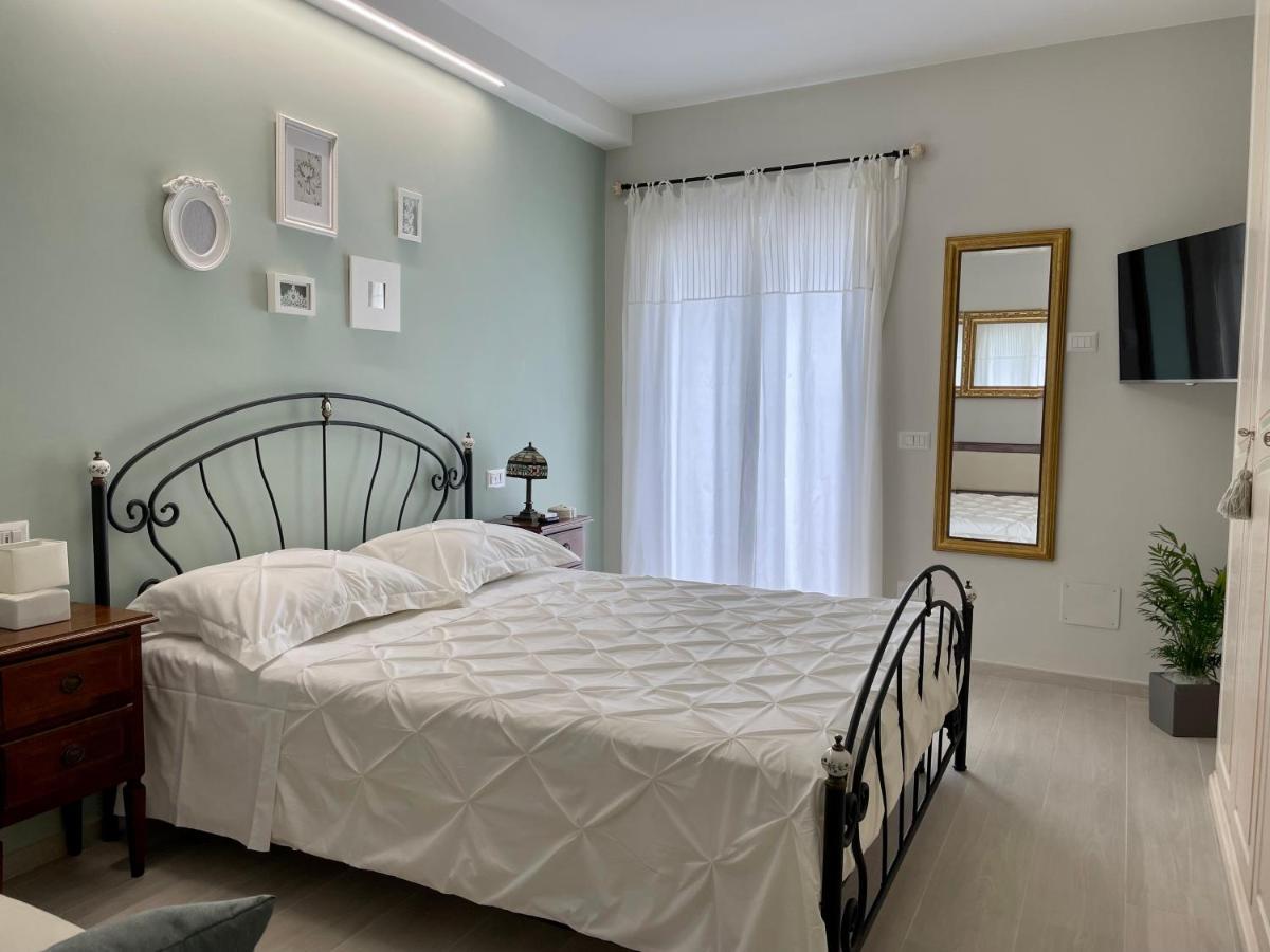 Otium Rooms / Camere E Appartamenti Morrovalle Exterior foto